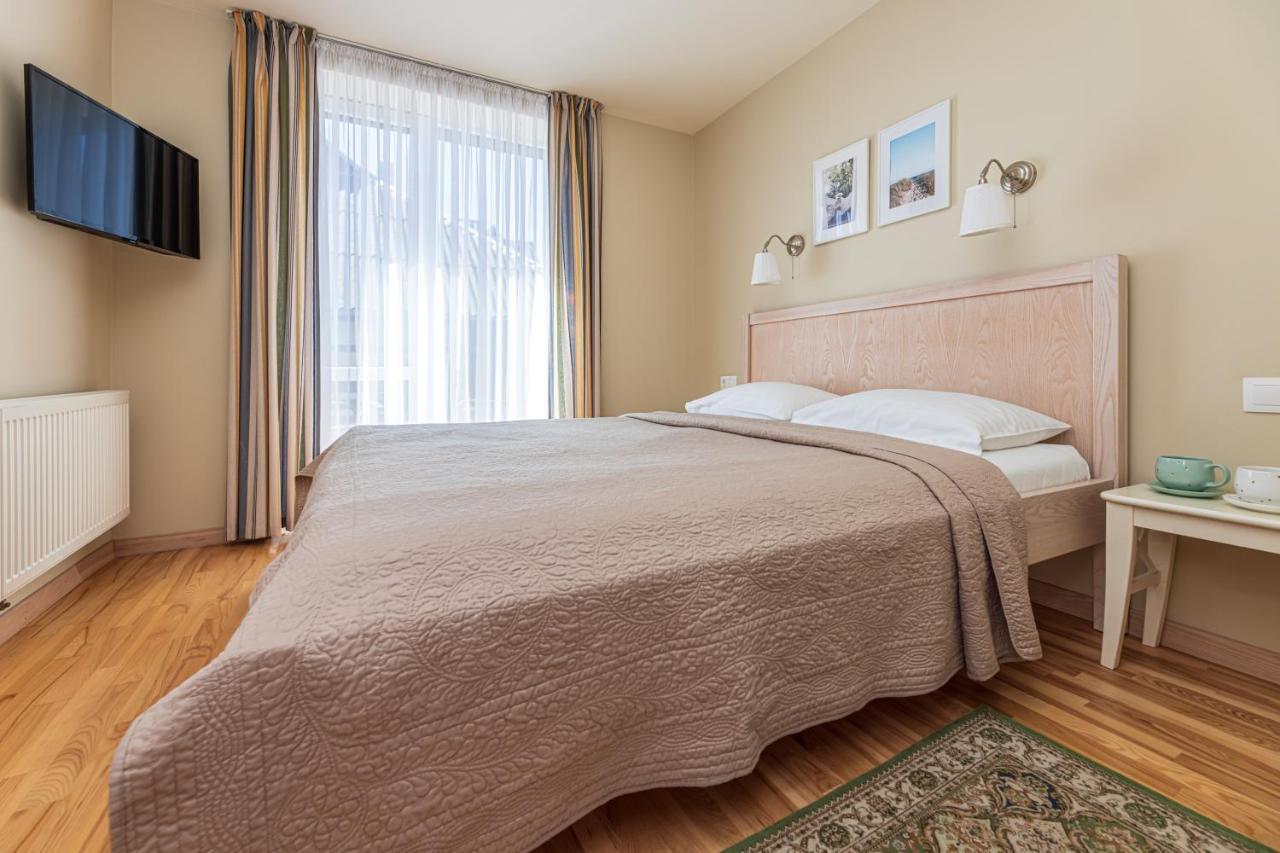 Palangos Vila Apartments Паланга Екстер'єр фото