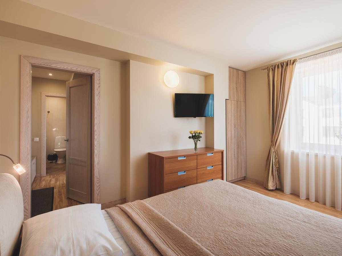 Palangos Vila Apartments Паланга Екстер'єр фото